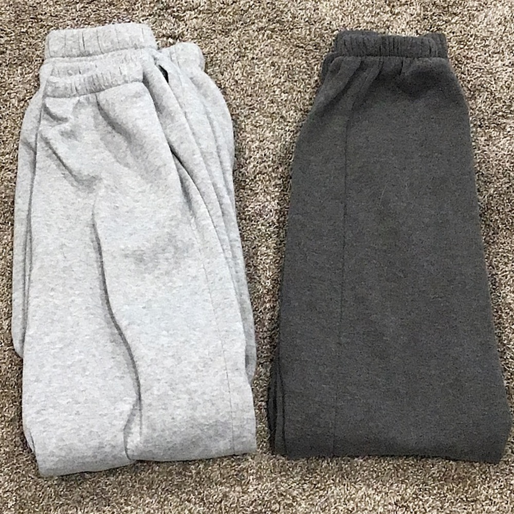 2 pc gray sweatpants XS